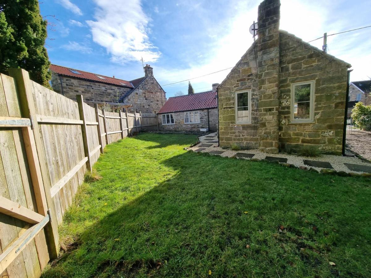 Burnside Cottage Sleights Bagian luar foto